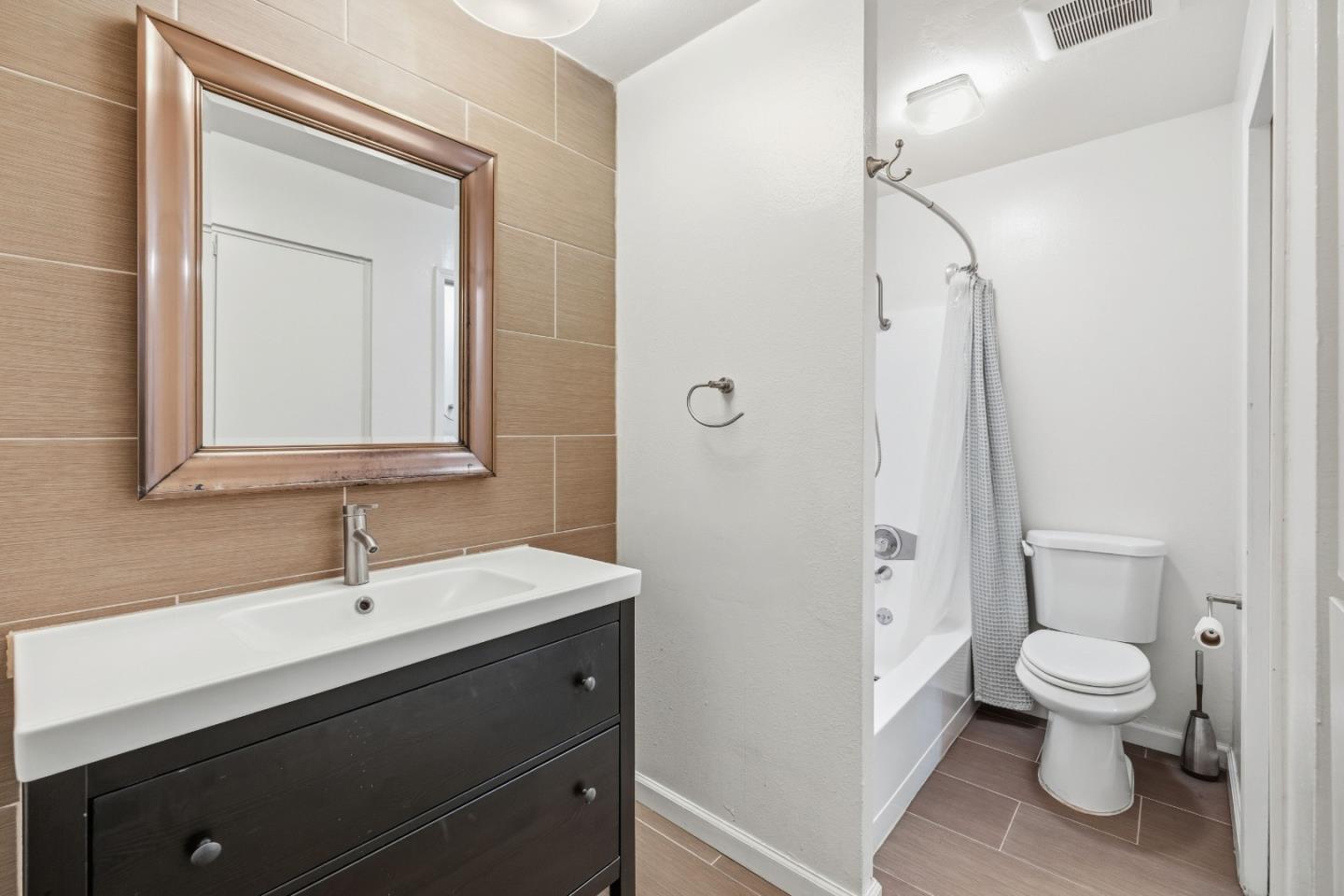 Detail Gallery Image 19 of 56 For 1925 46th Ave #127,  Capitola,  CA 95010 - 2 Beds | 1/1 Baths