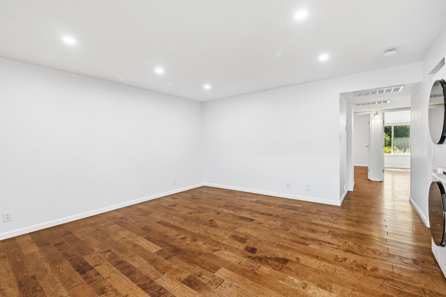 Detail Gallery Image 8 of 56 For 1925 46th Ave #127,  Capitola,  CA 95010 - 2 Beds | 1/1 Baths