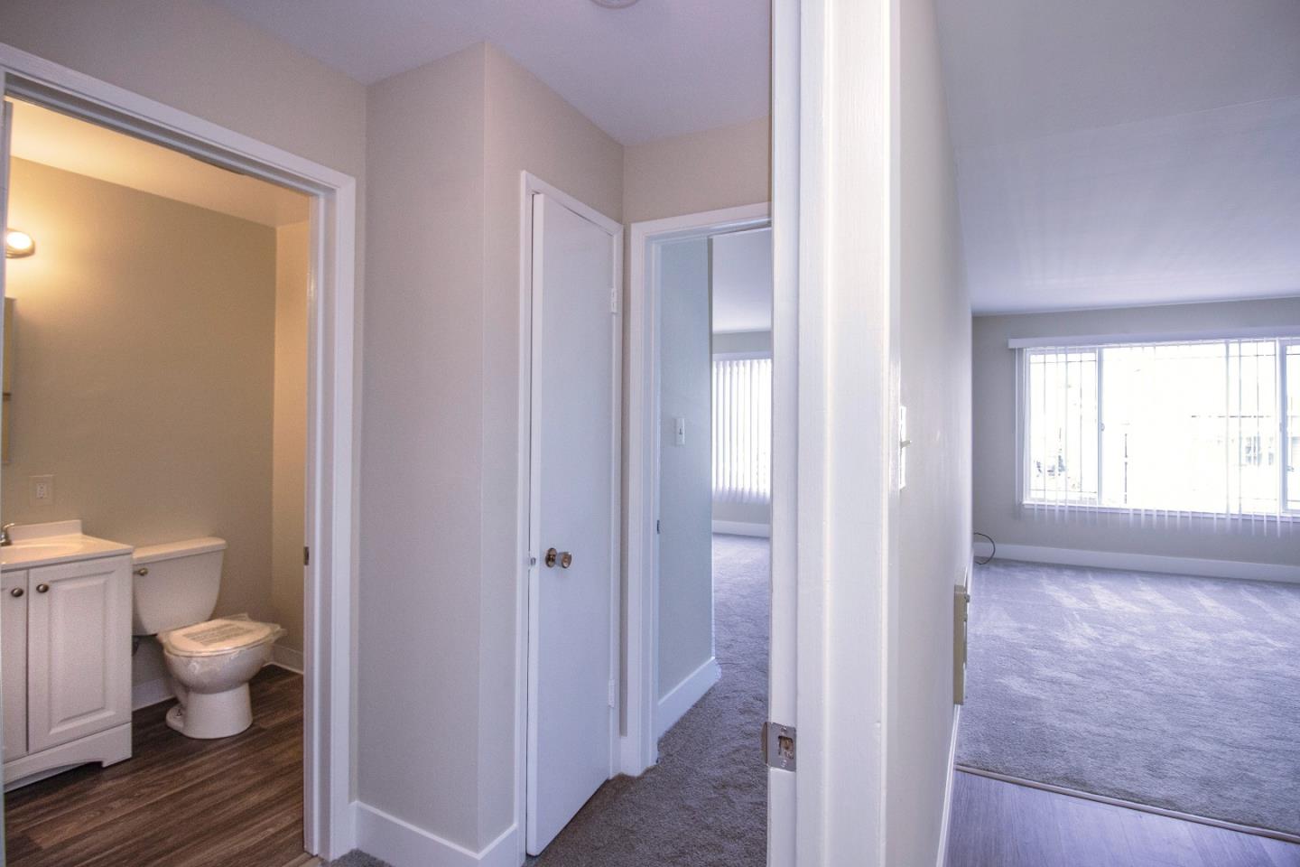 Detail Gallery Image 6 of 10 For 486 Beech St, Redwood City,  CA 94063 - – Beds | – Baths