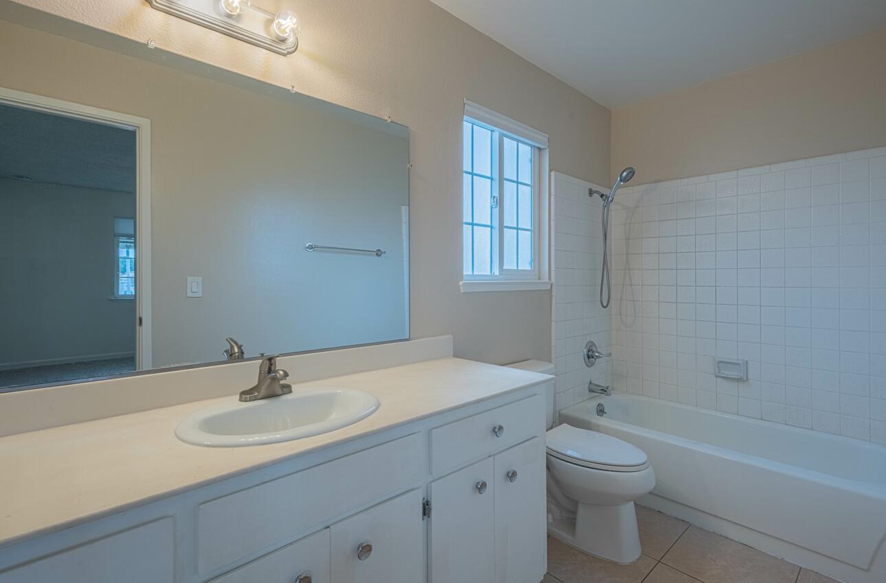 Detail Gallery Image 26 of 28 For 684 Alvarado Ct, Salinas,  CA 93907 - 3 Beds | 2 Baths