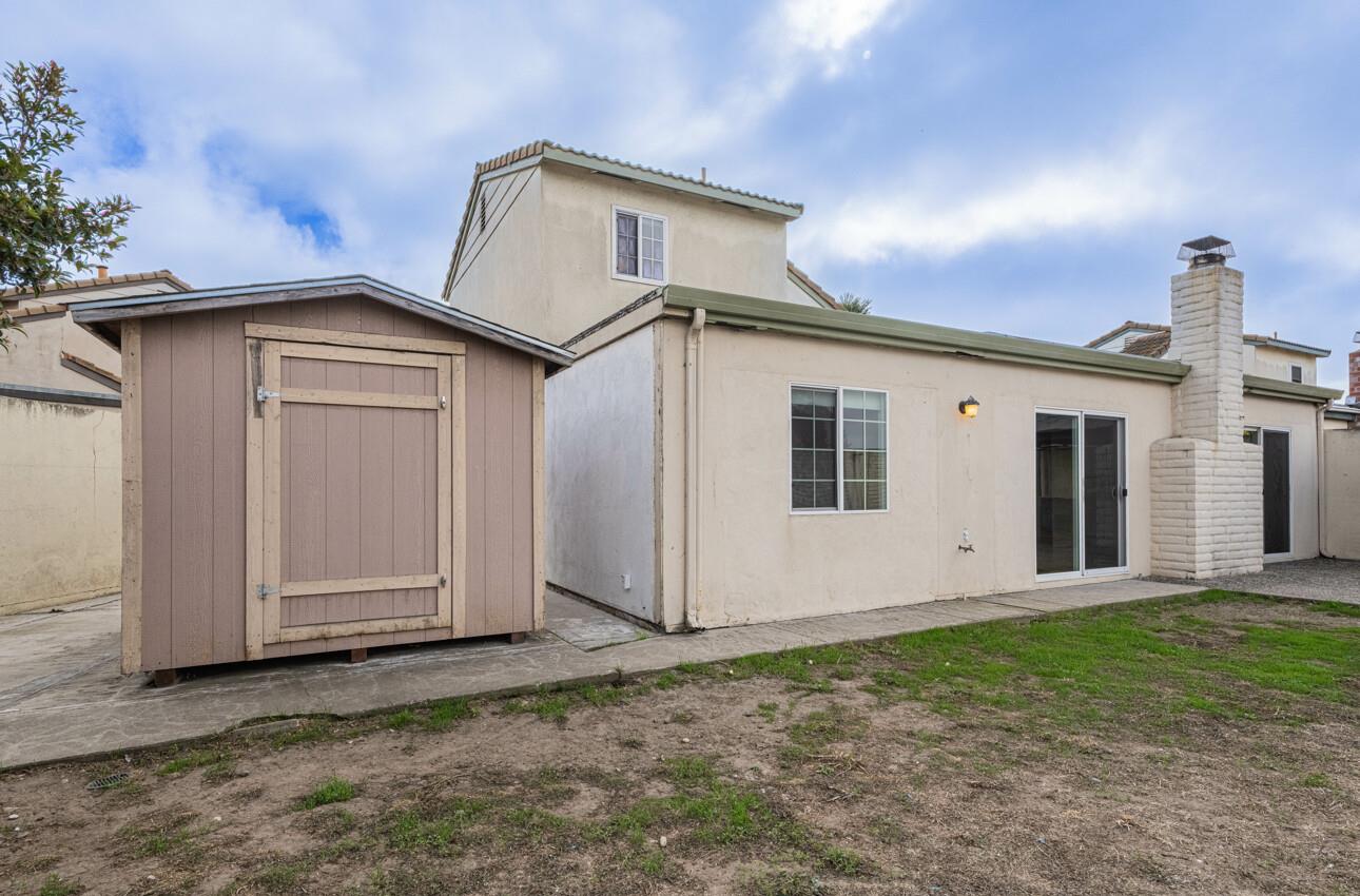 Detail Gallery Image 27 of 28 For 684 Alvarado Ct, Salinas,  CA 93907 - 3 Beds | 2 Baths
