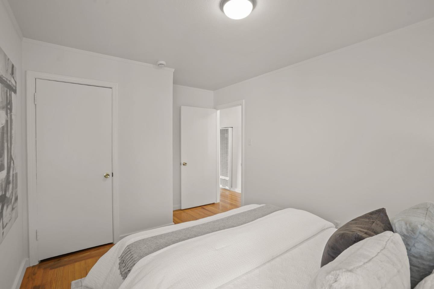 Detail Gallery Image 22 of 33 For 1709 Dolan Ave, San Mateo,  CA 94401 - 3 Beds | 1 Baths