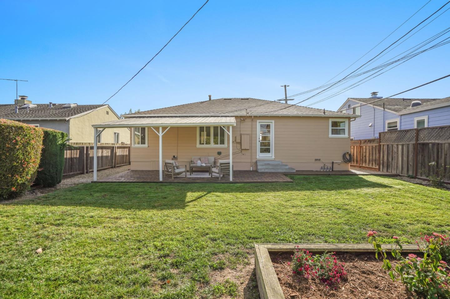 Detail Gallery Image 30 of 33 For 1709 Dolan Ave, San Mateo,  CA 94401 - 3 Beds | 1 Baths