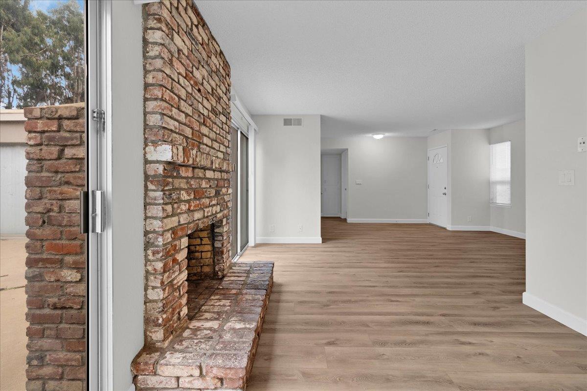 Detail Gallery Image 8 of 34 For 1631 Cherokee Dr, Salinas,  CA 93906 - 3 Beds | 2 Baths