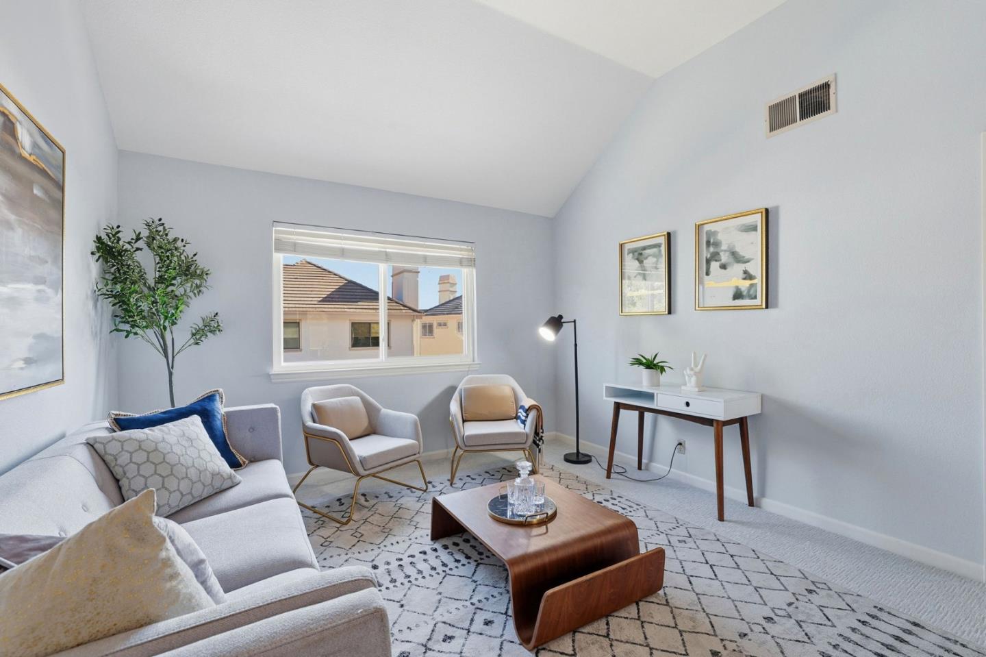 Detail Gallery Image 37 of 62 For 5916 Sterling Oaks Dr, San Jose,  CA 95120 - 6 Beds | 4/1 Baths