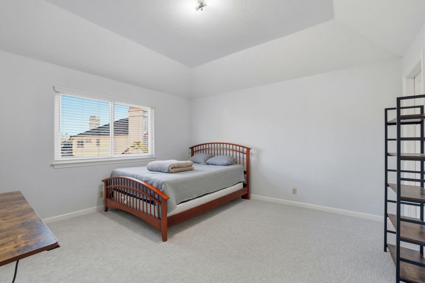 Detail Gallery Image 38 of 62 For 5916 Sterling Oaks Dr, San Jose,  CA 95120 - 6 Beds | 4/1 Baths