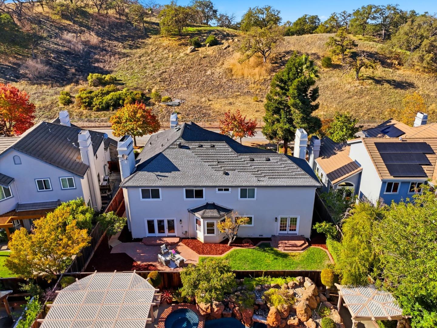 Detail Gallery Image 54 of 62 For 5916 Sterling Oaks Dr, San Jose,  CA 95120 - 6 Beds | 4/1 Baths