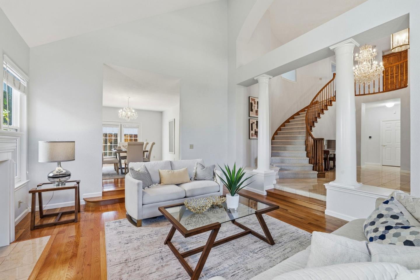 Detail Gallery Image 9 of 62 For 5916 Sterling Oaks Dr, San Jose,  CA 95120 - 6 Beds | 4/1 Baths