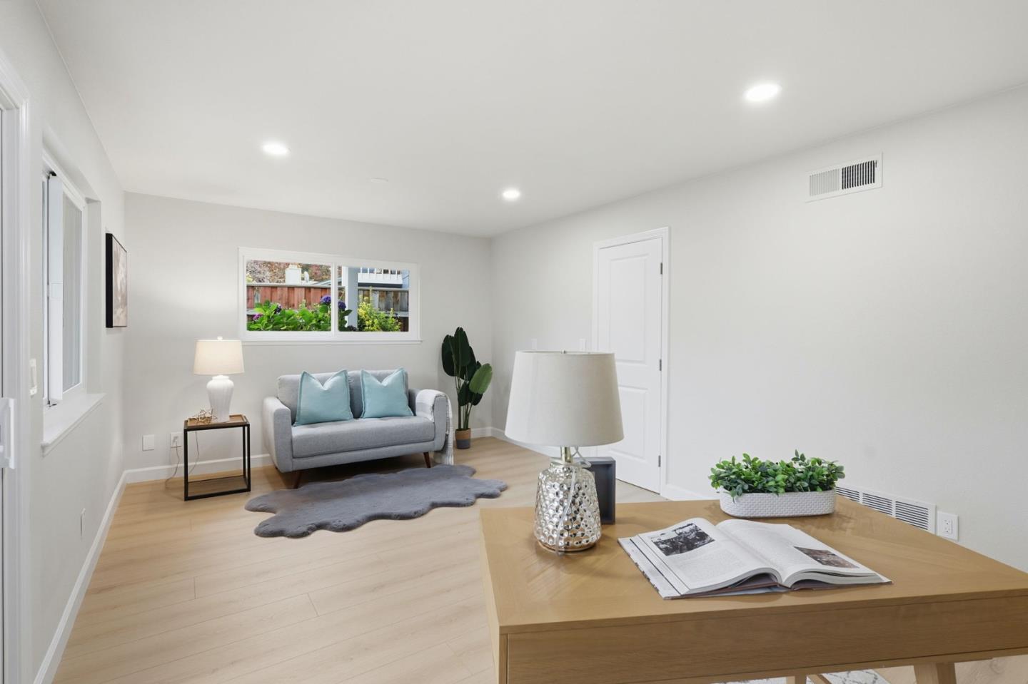 Detail Gallery Image 18 of 25 For 138 Farallon Ct, Aptos,  CA 95003 - 3 Beds | 2 Baths