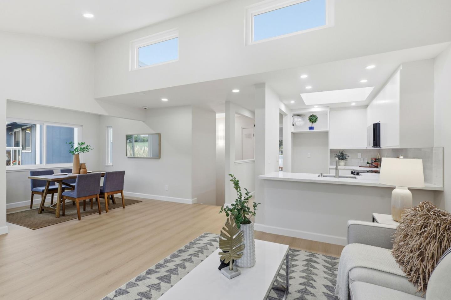 Detail Gallery Image 5 of 25 For 138 Farallon Ct, Aptos,  CA 95003 - 3 Beds | 2 Baths