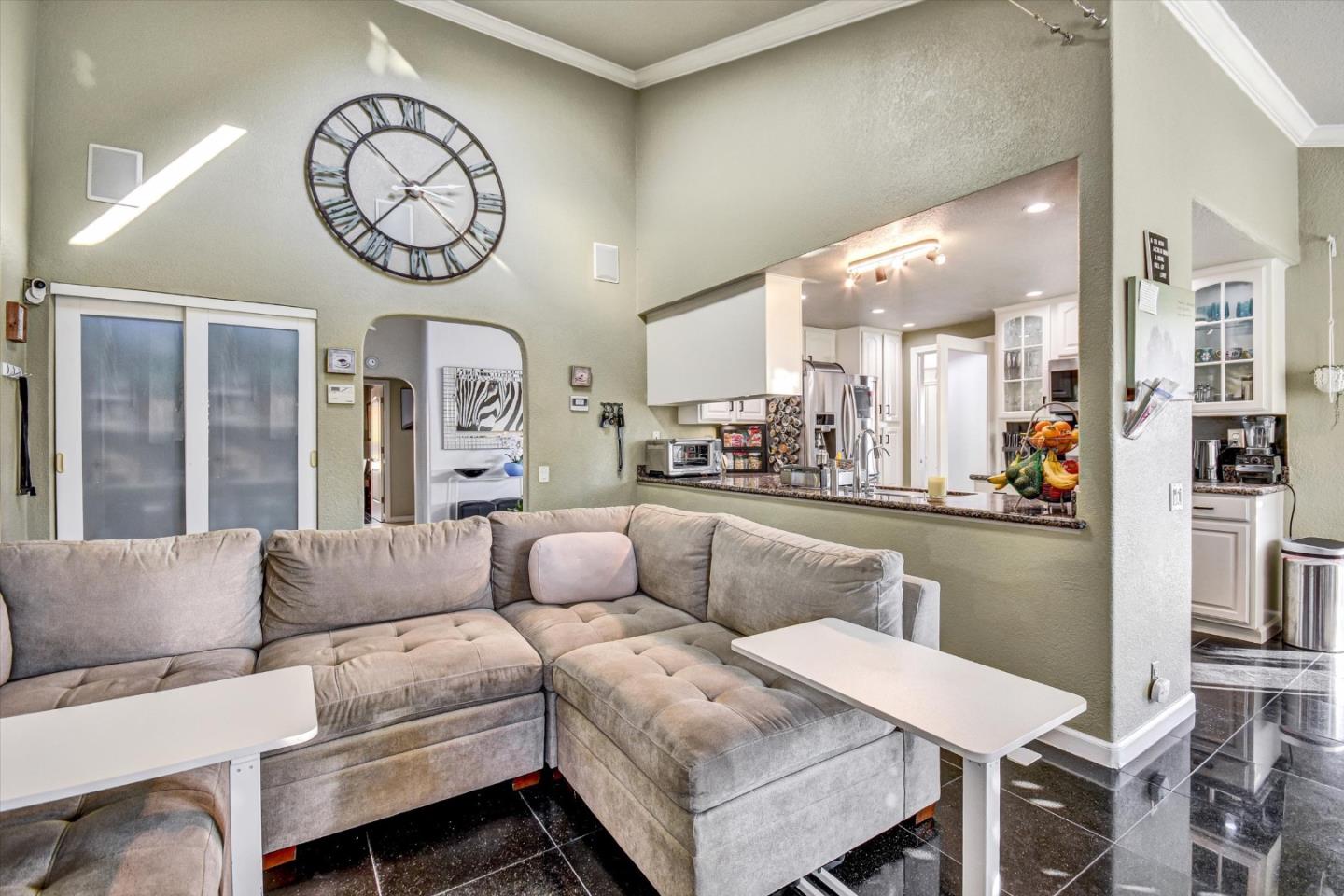 Detail Gallery Image 13 of 51 For 3572 Rollingside Dr, San Jose,  CA 95148 - 4 Beds | 2 Baths