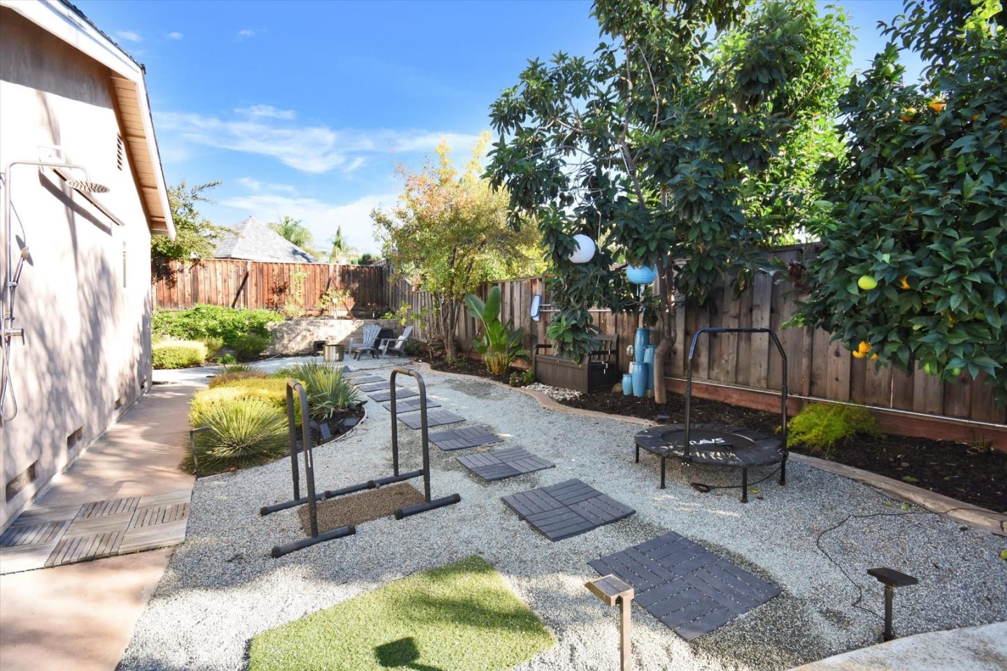 Detail Gallery Image 31 of 51 For 3572 Rollingside Dr, San Jose,  CA 95148 - 4 Beds | 2 Baths