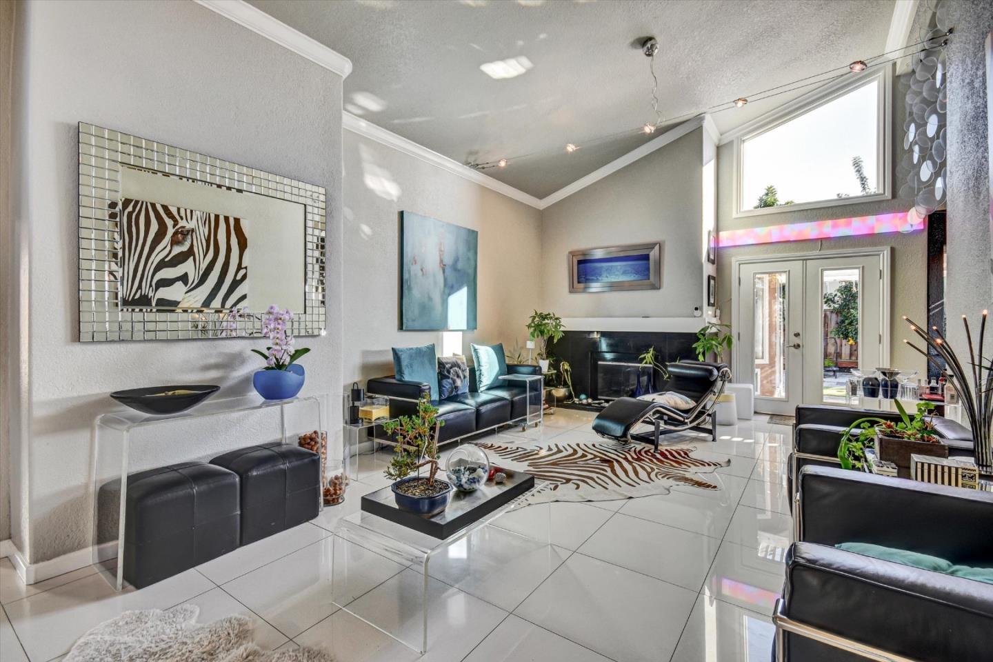 Detail Gallery Image 4 of 51 For 3572 Rollingside Dr, San Jose,  CA 95148 - 4 Beds | 2 Baths