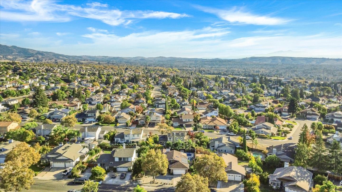 Detail Gallery Image 40 of 51 For 3572 Rollingside Dr, San Jose,  CA 95148 - 4 Beds | 2 Baths