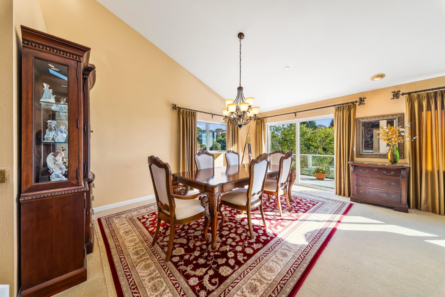 Detail Gallery Image 13 of 45 For 153 Castillo Ct, Aptos,  CA 95003 - 3 Beds | 2/1 Baths