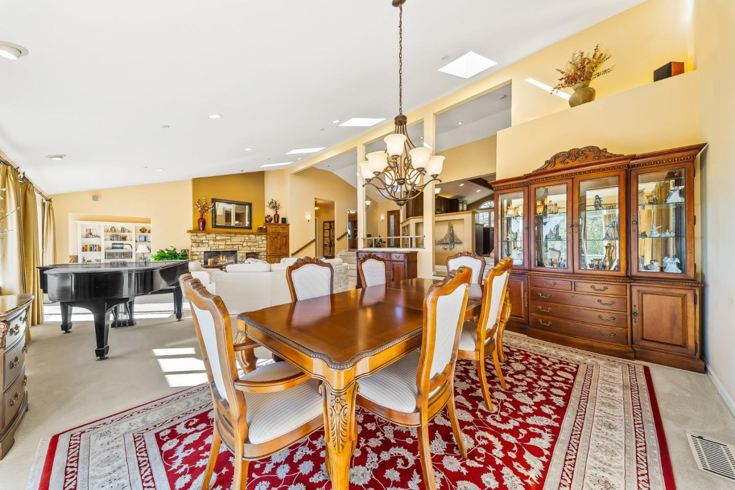 Detail Gallery Image 14 of 45 For 153 Castillo Ct, Aptos,  CA 95003 - 3 Beds | 2/1 Baths