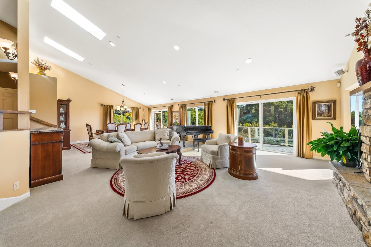 Detail Gallery Image 18 of 45 For 153 Castillo Ct, Aptos,  CA 95003 - 3 Beds | 2/1 Baths