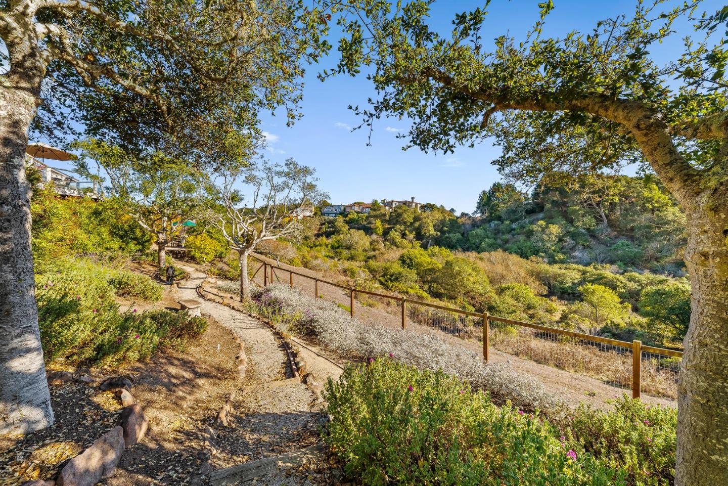 Detail Gallery Image 36 of 45 For 153 Castillo Ct, Aptos,  CA 95003 - 3 Beds | 2/1 Baths