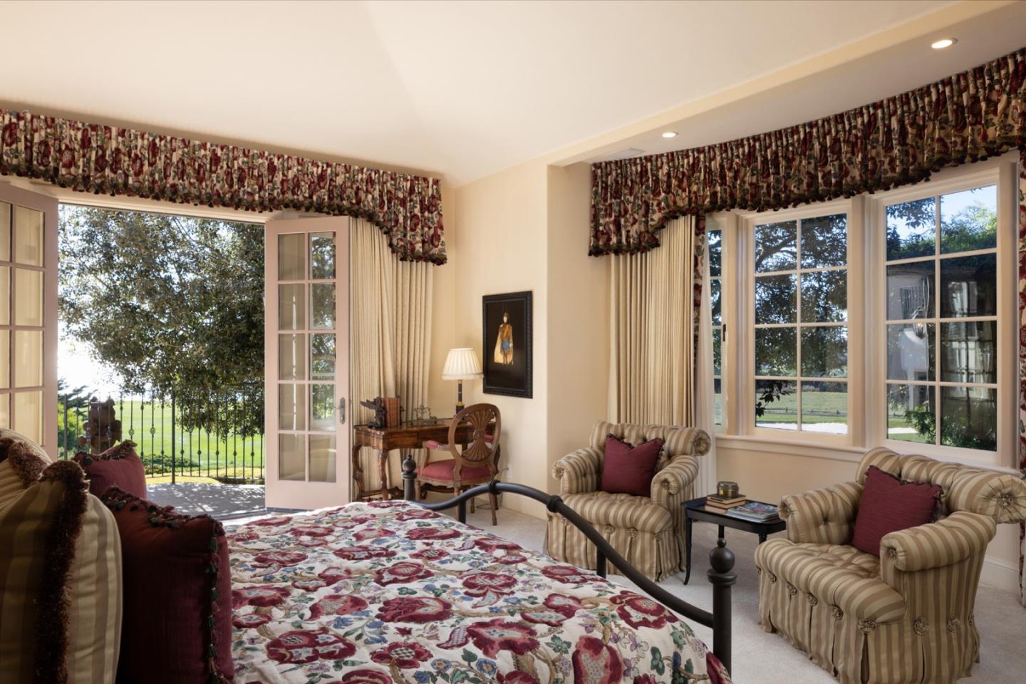 Detail Gallery Image 16 of 24 For 3426 17 Mile Dr, Pebble Beach,  CA 93953 - 6 Beds | 6/2 Baths