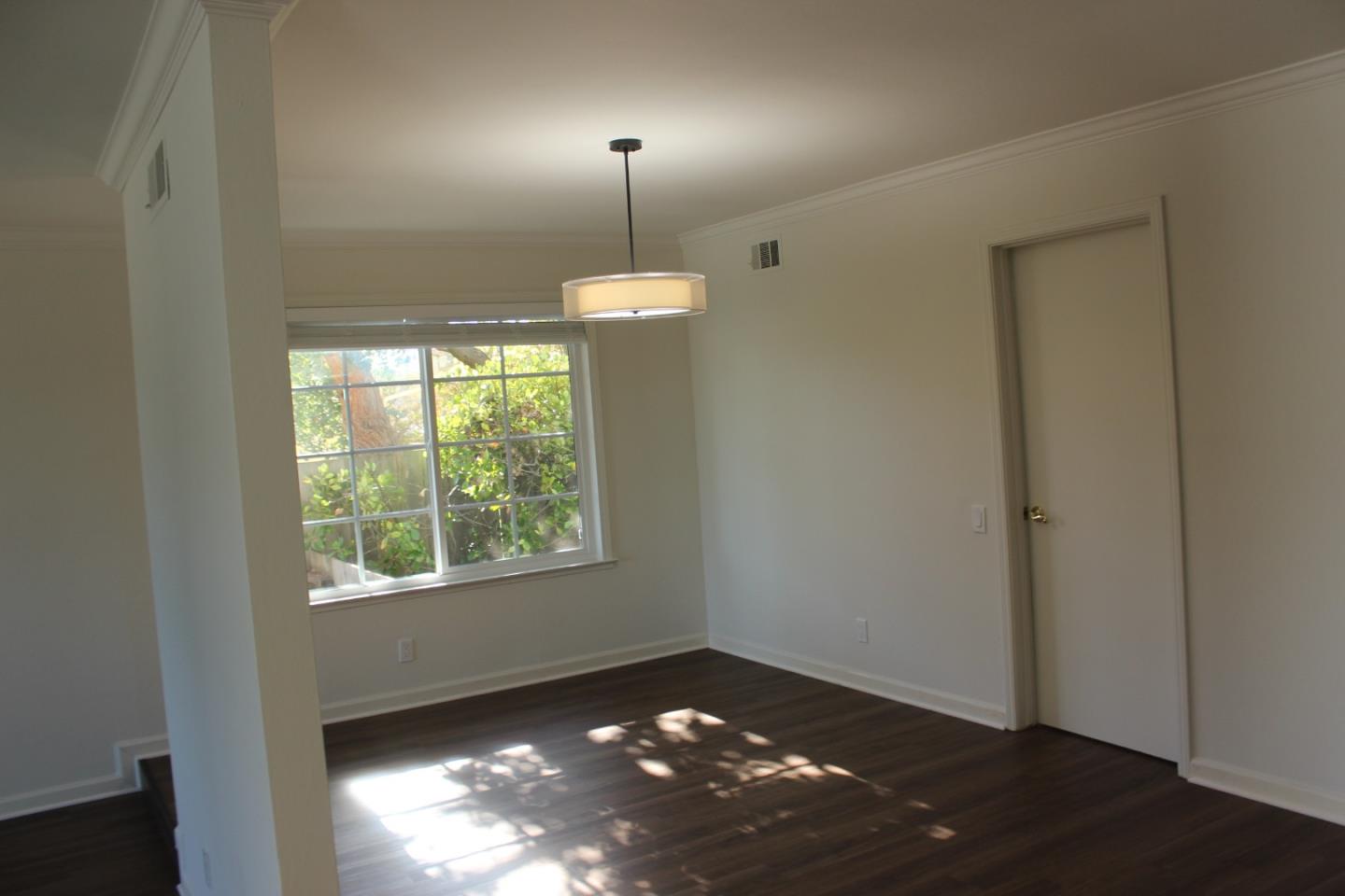 Detail Gallery Image 4 of 17 For 980 Edgewater Blvd, Foster City,  CA 94404 - 4 Beds | 2 Baths