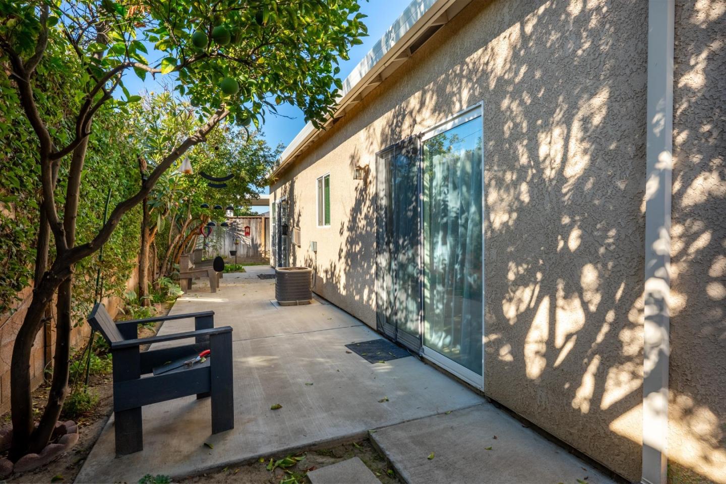 Detail Gallery Image 22 of 23 For 2919 Las Flores Cir, Los Banos,  CA 93635 - 3 Beds | 2 Baths