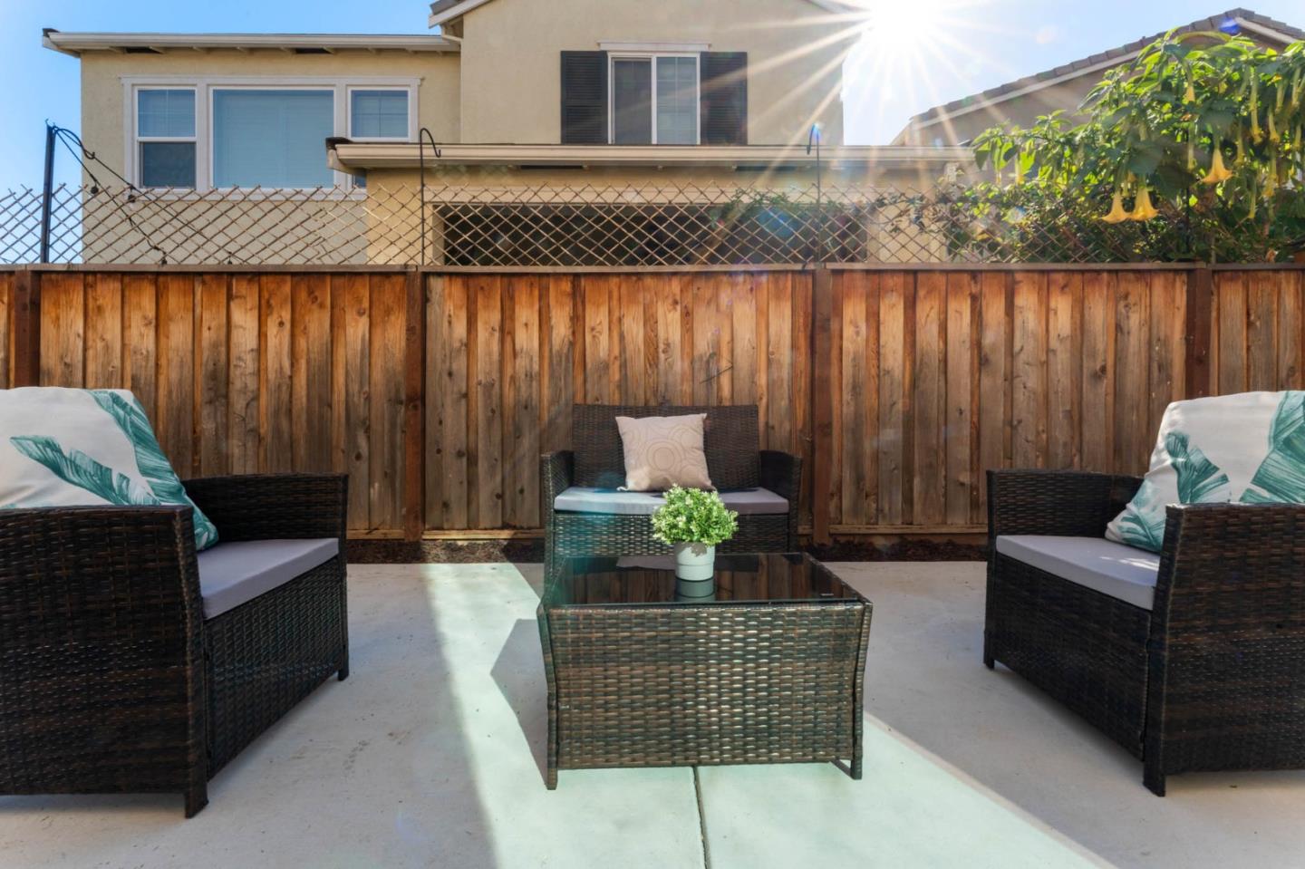 Detail Gallery Image 14 of 44 For 714 Sullivan Way, Gilroy,  CA 95020 - 4 Beds | 3 Baths