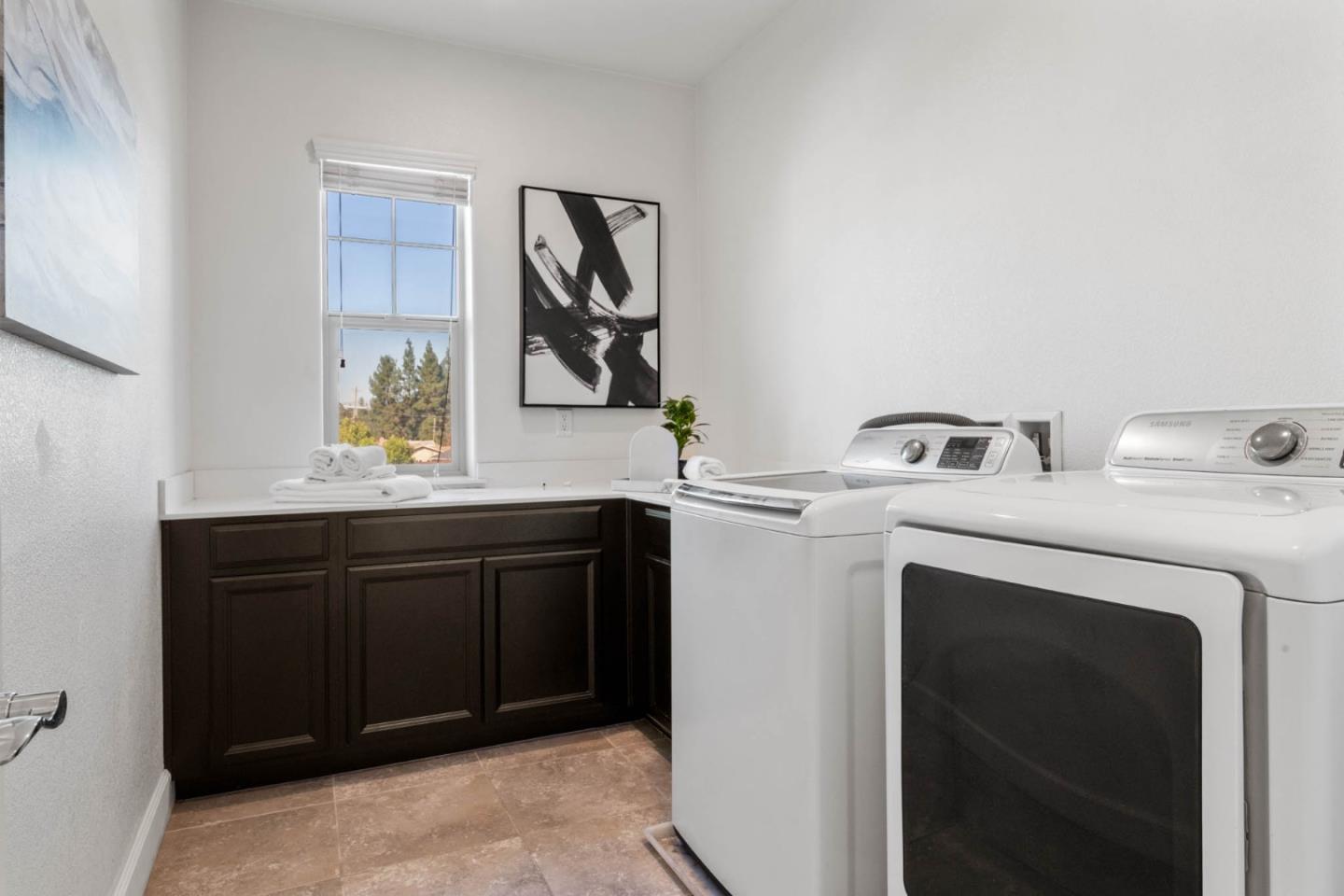 Detail Gallery Image 33 of 44 For 714 Sullivan Way, Gilroy,  CA 95020 - 4 Beds | 3 Baths