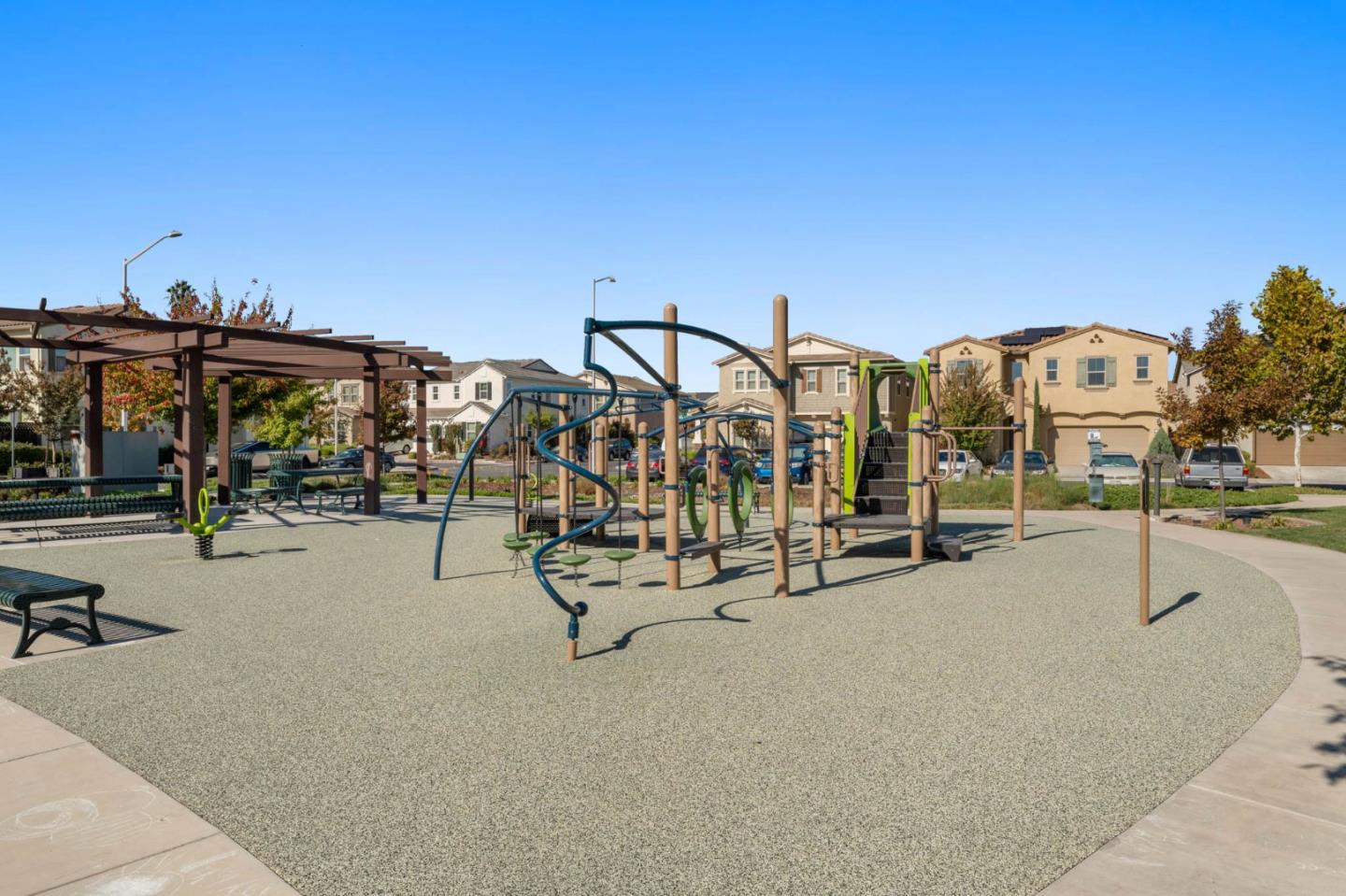 Detail Gallery Image 36 of 44 For 714 Sullivan Way, Gilroy,  CA 95020 - 4 Beds | 3 Baths