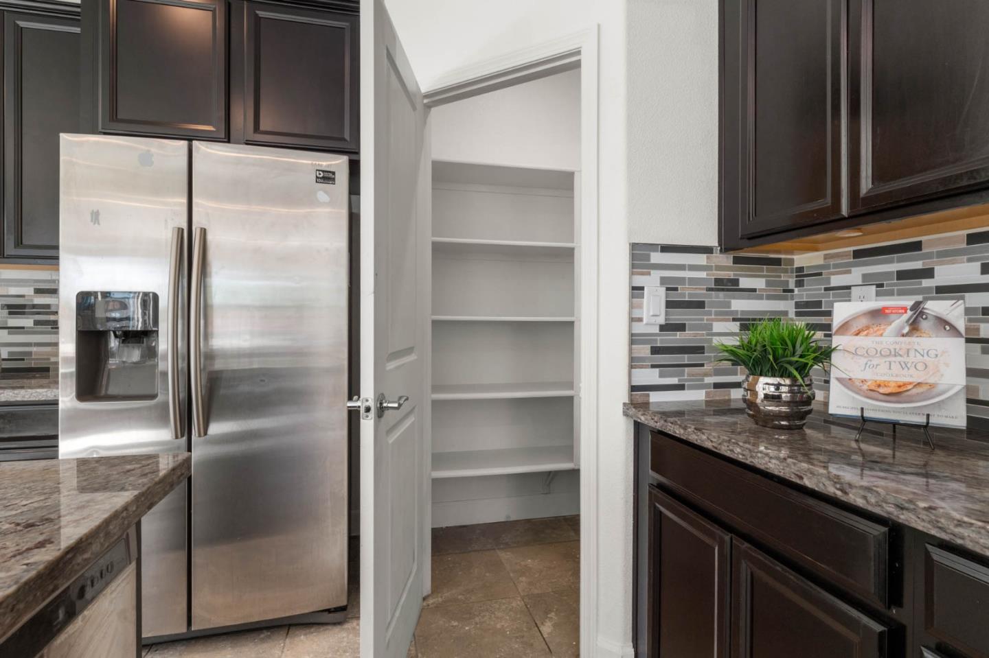 Detail Gallery Image 9 of 44 For 714 Sullivan Way, Gilroy,  CA 95020 - 4 Beds | 3 Baths