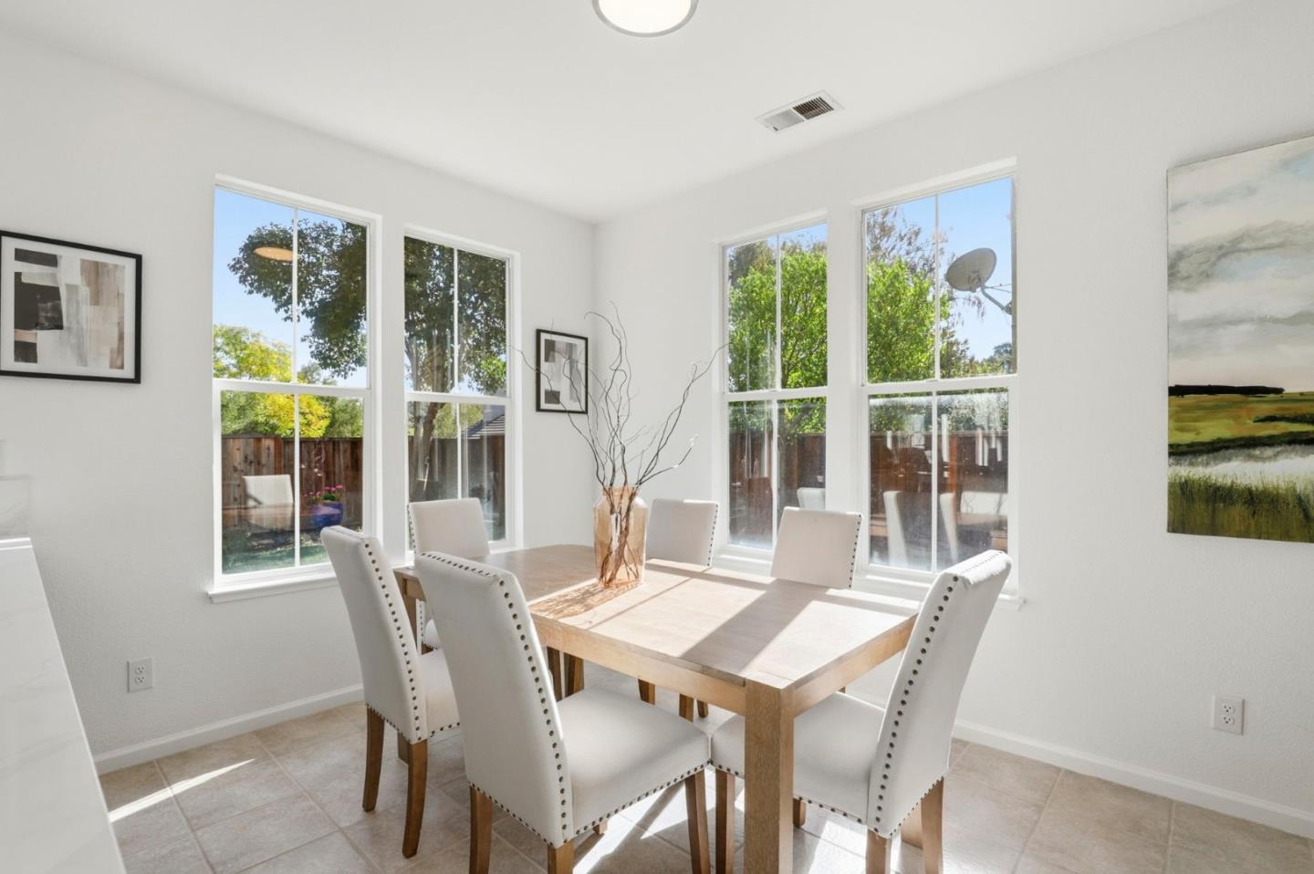 Detail Gallery Image 21 of 61 For 9232 Kestrel Ct, Gilroy,  CA 95020 - 4 Beds | 2/1 Baths