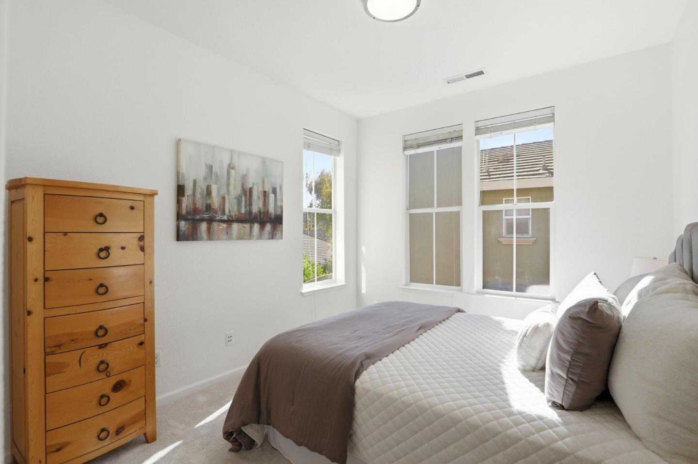 Detail Gallery Image 32 of 61 For 9232 Kestrel Ct, Gilroy,  CA 95020 - 4 Beds | 2/1 Baths