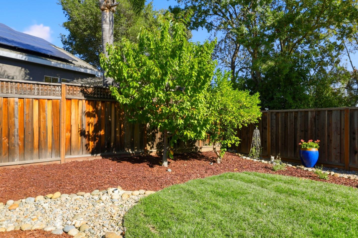 Detail Gallery Image 48 of 61 For 9232 Kestrel Ct, Gilroy,  CA 95020 - 4 Beds | 2/1 Baths