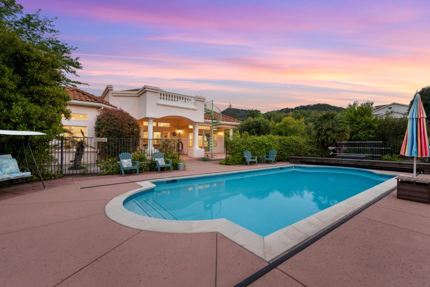 Detail Gallery Image 5 of 72 For 1190 Llagas Rd, Morgan Hill,  CA 95037 - 6 Beds | 5 Baths