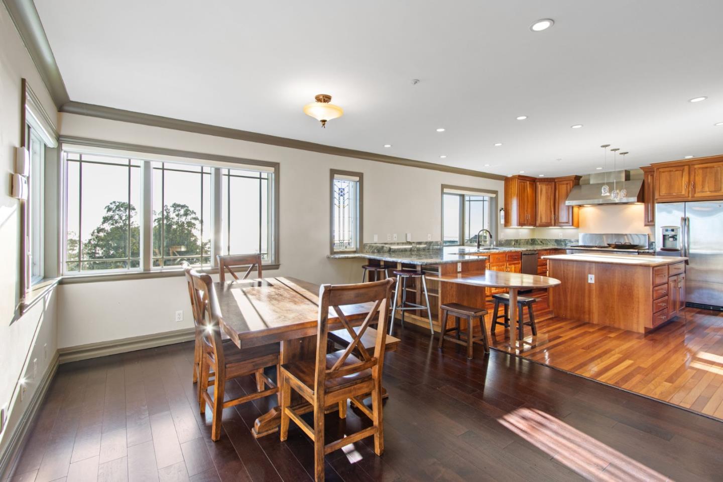 Detail Gallery Image 24 of 94 For 107 Dolphine Ave, El Granada,  CA 94018 - 4 Beds | 3/1 Baths