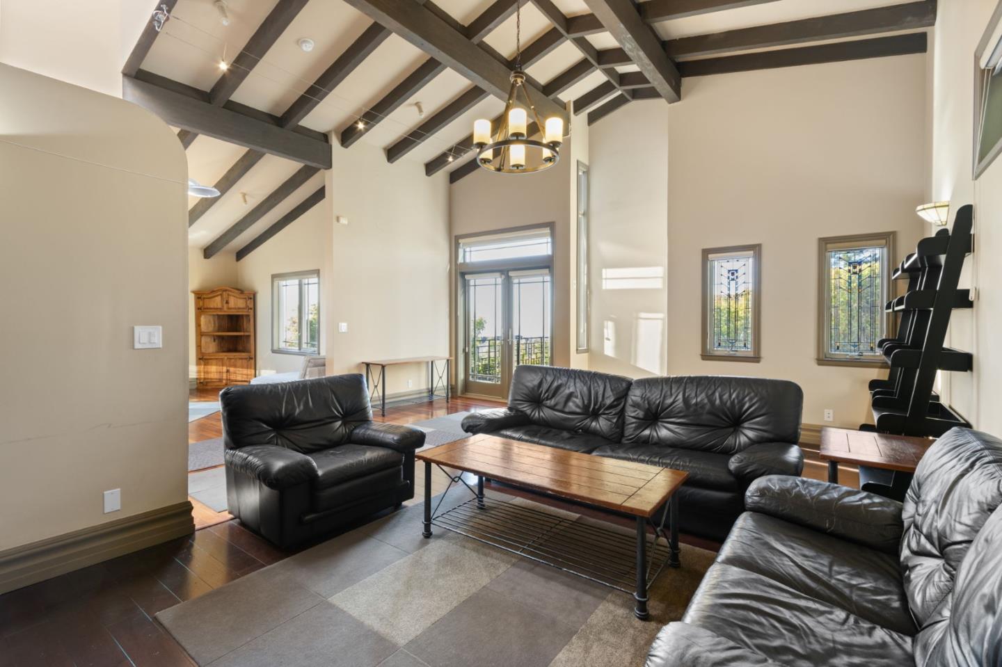 Detail Gallery Image 34 of 94 For 107 Dolphine Ave, El Granada,  CA 94018 - 4 Beds | 3/1 Baths