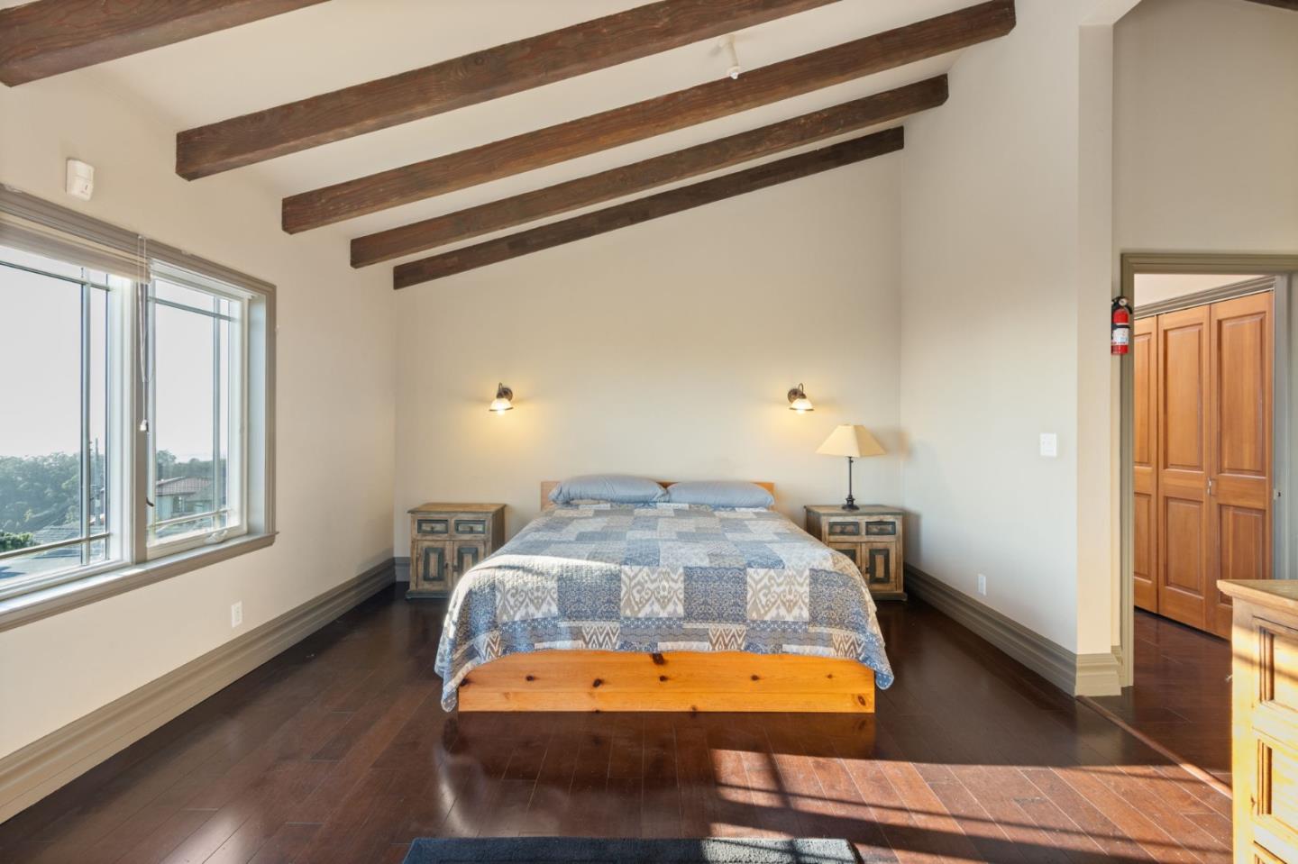 Detail Gallery Image 40 of 94 For 107 Dolphine Ave, El Granada,  CA 94018 - 4 Beds | 3/1 Baths