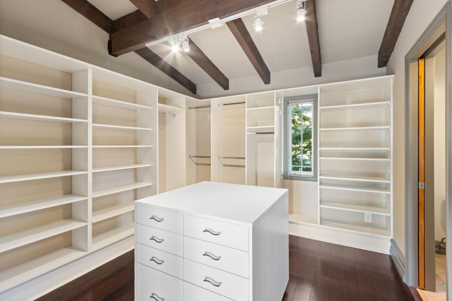 Detail Gallery Image 46 of 94 For 107 Dolphine Ave, El Granada,  CA 94018 - 4 Beds | 3/1 Baths