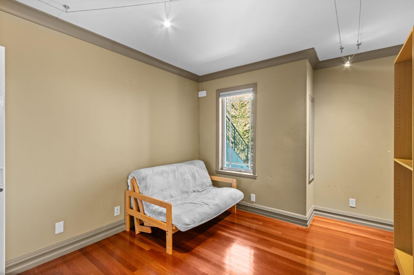 Detail Gallery Image 55 of 94 For 107 Dolphine Ave, El Granada,  CA 94018 - 4 Beds | 3/1 Baths