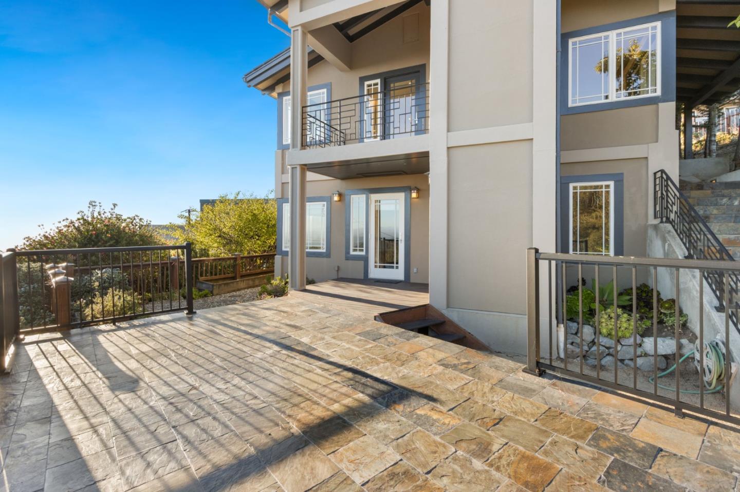 Detail Gallery Image 61 of 94 For 107 Dolphine Ave, El Granada,  CA 94018 - 4 Beds | 3/1 Baths