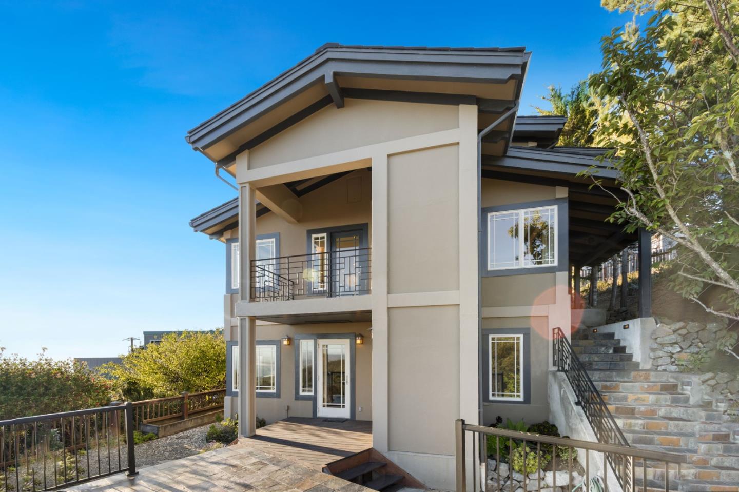 Detail Gallery Image 62 of 94 For 107 Dolphine Ave, El Granada,  CA 94018 - 4 Beds | 3/1 Baths