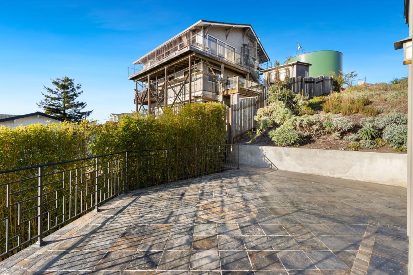 Detail Gallery Image 65 of 94 For 107 Dolphine Ave, El Granada,  CA 94018 - 4 Beds | 3/1 Baths