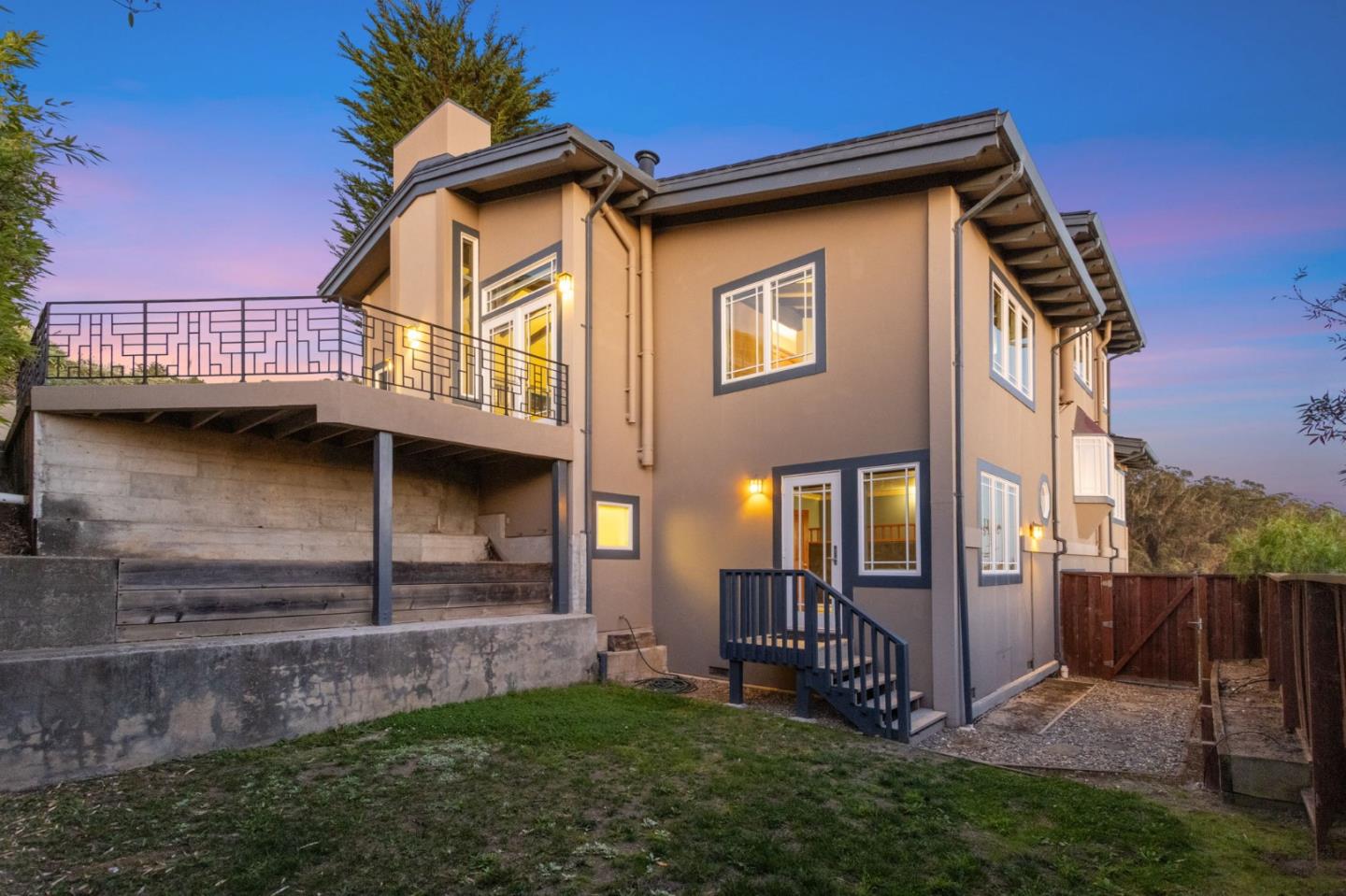 Detail Gallery Image 74 of 94 For 107 Dolphine Ave, El Granada,  CA 94018 - 4 Beds | 3/1 Baths