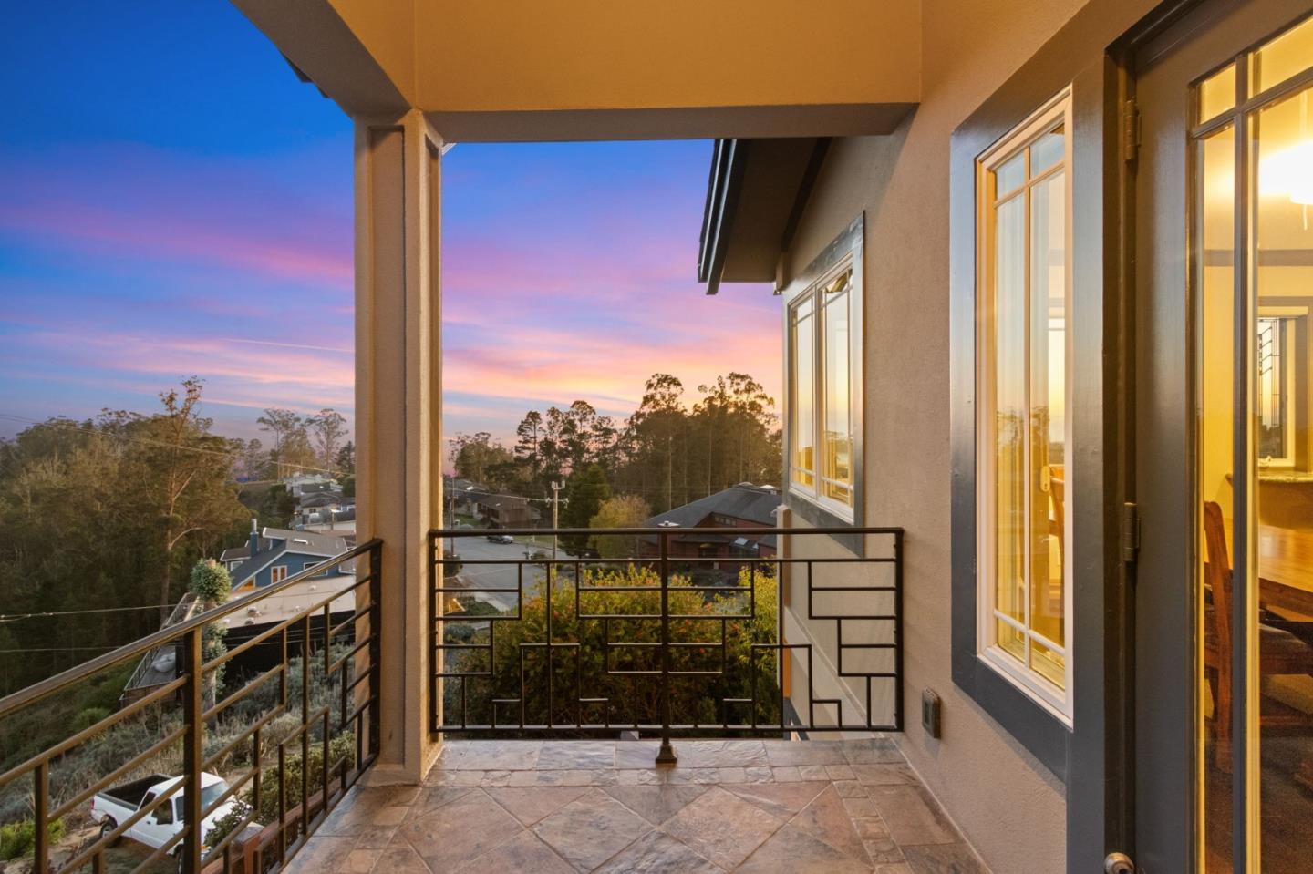 Detail Gallery Image 76 of 94 For 107 Dolphine Ave, El Granada,  CA 94018 - 4 Beds | 3/1 Baths