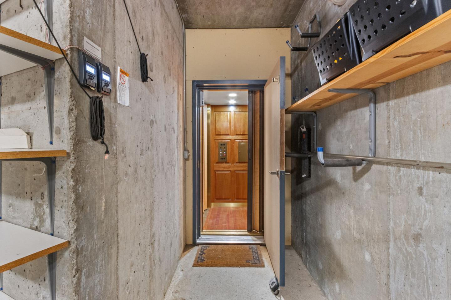 Detail Gallery Image 88 of 94 For 107 Dolphine Ave, El Granada,  CA 94018 - 4 Beds | 3/1 Baths