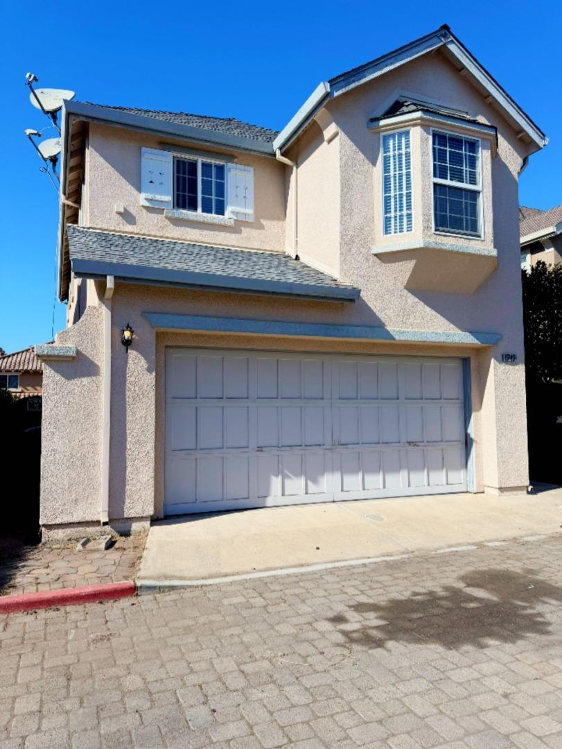 Detail Gallery Image 2 of 13 For 1949 Bradbury St, Salinas,  CA 93906 - 3 Beds | 2/1 Baths