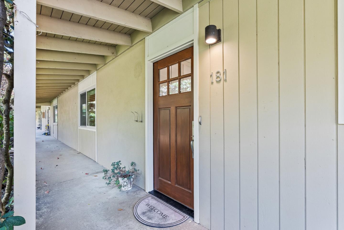 Detail Gallery Image 23 of 34 For 181 Hacienda Carmel, Carmel,  CA 93923 - 2 Beds | 2 Baths