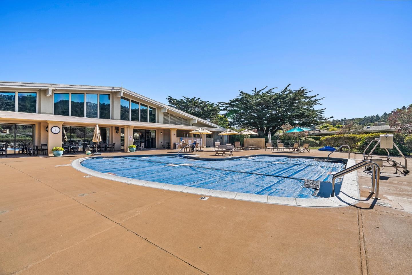 Detail Gallery Image 29 of 34 For 181 Hacienda Carmel, Carmel,  CA 93923 - 2 Beds | 2 Baths