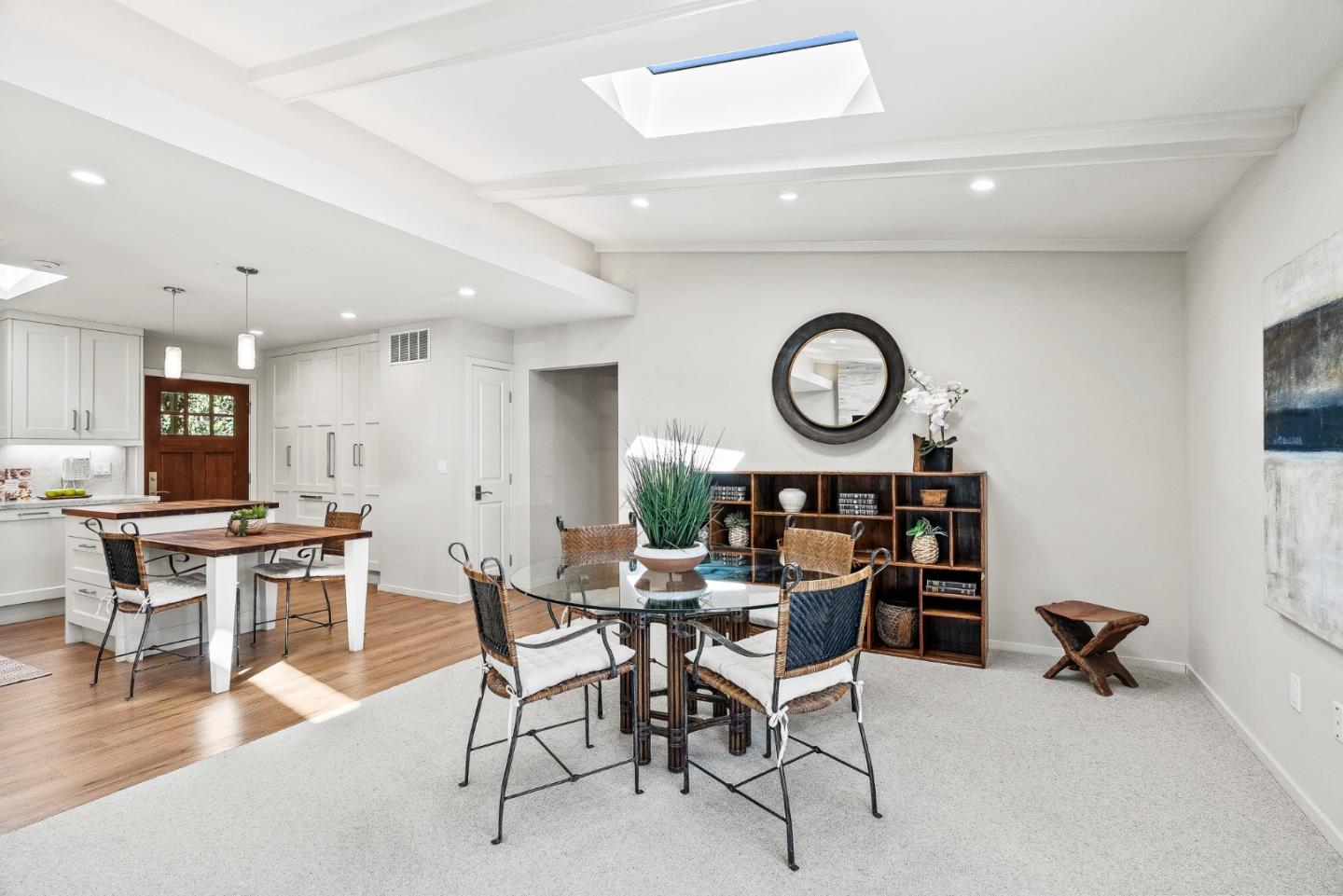 Detail Gallery Image 8 of 34 For 181 Hacienda Carmel, Carmel,  CA 93923 - 2 Beds | 2 Baths