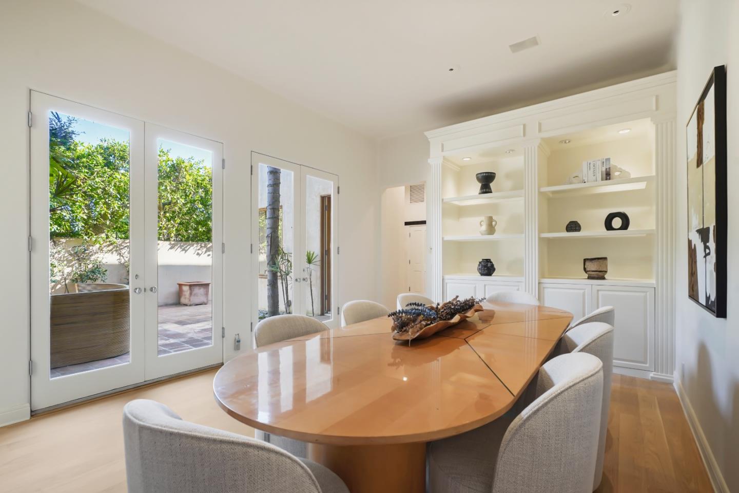 Detail Gallery Image 14 of 43 For 23349 Malibu Colony Rd, Malibu,  CA 90265 - 4 Beds | 4 Baths