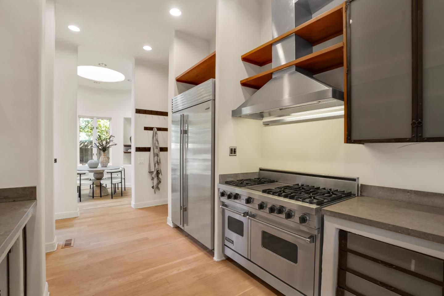 Detail Gallery Image 16 of 43 For 23349 Malibu Colony Rd, Malibu,  CA 90265 - 4 Beds | 4 Baths